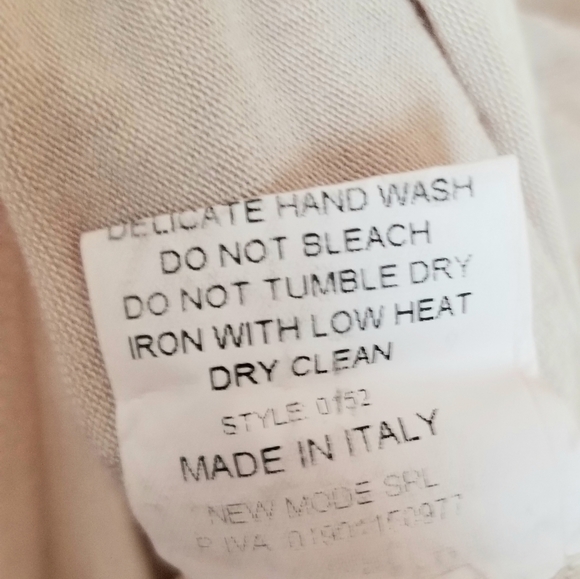 NWT Women's Bellambra 100% Silk Top, Made in Italy sz Small - Picture 8 of 8